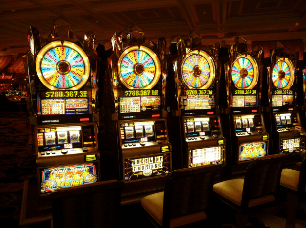 Como os casinos online superam os estabelecimentos físicos