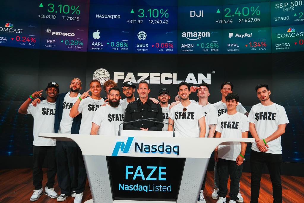 FaZe Holdings Inc: Como uma das organizações mais populares faliu no mercado de ações e por que está em risco de falência